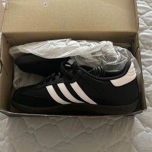 Men’s Addis’s samba classics